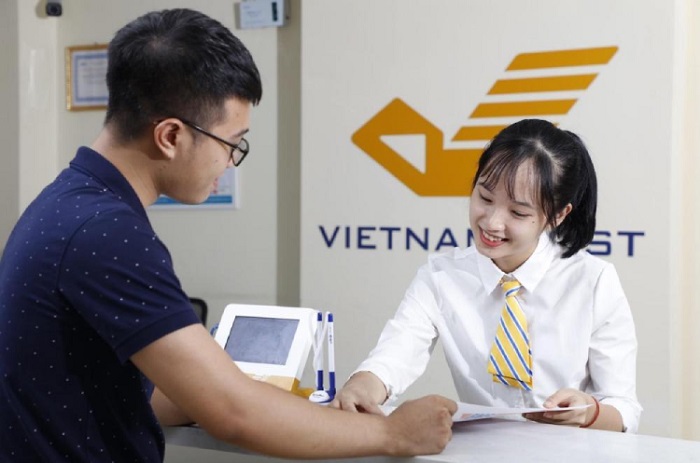 Hotline miễn phí của VNPost luôn sẵn sàng giải đáp thắc mắc của khách hàng